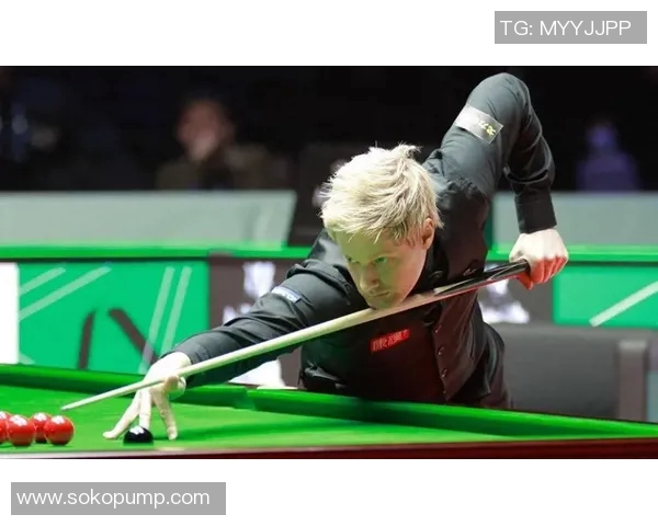 足球场上的逆袭传奇：那些曾被低估的球星如何逆转命运成就辉煌